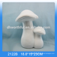 Hot selling white ceramic mushroom for garden decoration